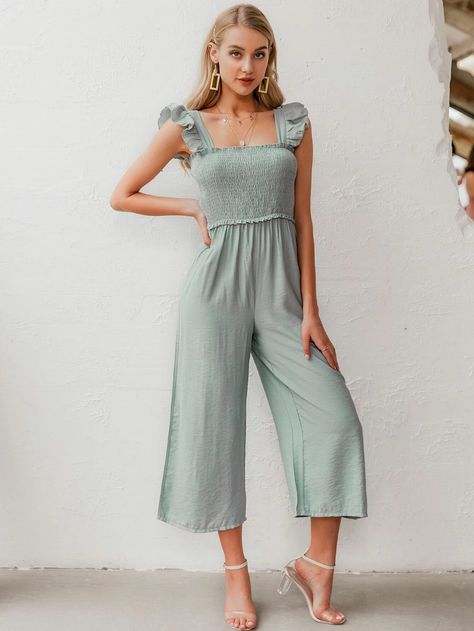 Play Suits Jumpsuits, Split Skirt Pattern, Flared Skirt Dress, Culotte Jumpsuit, Split Skirt, Estilo Chic, Versatile Outfits, Skirt Pattern, Playsuit