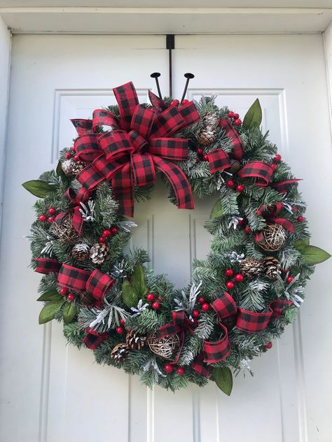 Diy Wreaths For Front Door Christmas, Christmas Wreaths Diy Evergreen, Green Christmas Wreaths, Wreaths For Front Door Winter, Grapevine Balls, Wreath Business, Pre Lit Christmas Wreaths, Homemade Christmas Wreaths, Large Christmas Wreath