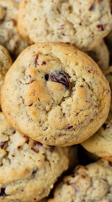 Dates Biscuits Recipe, Date Cookies Recipes Simple, Oatmeal Date Cookies Recipes, Date Cookies Recipes Healthy, Recipes Using Dates Baking, Best Date Recipes, Date Walnut Cookies, Date Biscuits Recipe, Dry Dates Recipes