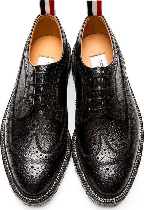 Thom Browne Tom Browne, Men Streetstyle, Gentleman Shoes, Hiking Sneakers, Best Shoes For Men, Suit Shoes, Game Engine, Wingtip Oxford, Brogue Shoes