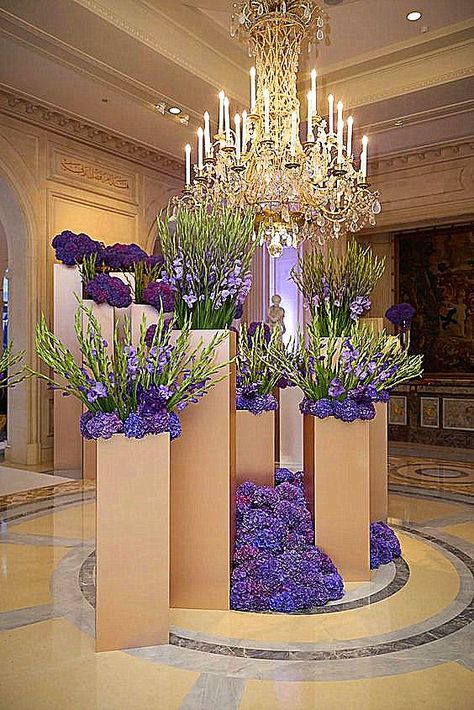 Gorgeous Flowers for in honor of "The Art of the Flower" book debut. The floral designer’s Parisian hotel, Goerge V, turned its picturesque courtyard into an exclusive Cocktail Party. #cocktailparty #flwoers #flowerarrngement #eventdesign #floraldesign #eventdecor #perfectaffair #booksigning Flower Event, Parisian Hotel, Corporate Meeting, Corporate Flowers, Gorgeous Flowers, Floral Designer, Event Flowers, Book Signing, Center Table