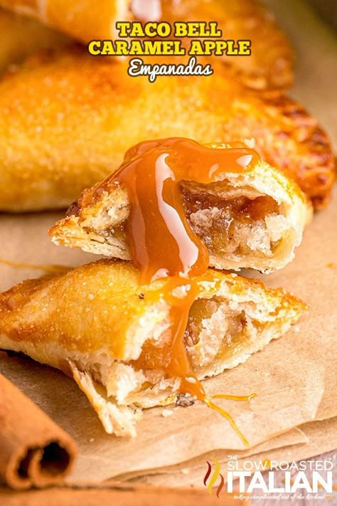 Copycat Taco Bell Caramel Apple Empanadas - The Slow Roasted Italian Caramel Apple Pie Cookies, Apple Empanadas, Mini Caramel Apples, Salted Caramel Apple Pie, Almond Shortbread Cookies, Apple Pie Cookies, Apple Hand Pies, Mini Torte, Pie Cookies