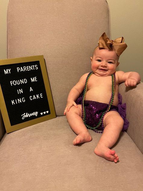 Mardi Gras baby king cake photography Mardi Gras Baby Photo Shoot, Baby Photo Shoot, King Cake, Photo Idea, Baby Photoshoot, Baby Photo, Food Hacks, Baby Photos, Mardi Gras