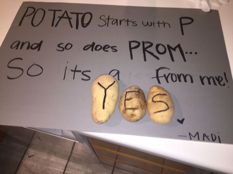 Cute Ways To Say Yes To Prom, Funny Dance Response Posters, Ways To Respond To Prom, Ways To Answer To Prom, Funny Dance Responses, Ways To Say Yes To Prom, Funny Prom Responses, Prom Poster Response Ideas, Prom Reply Ideas