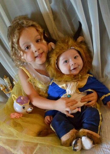 Beauty and the Beast costumes <3 Sibling Beauty And The Beast Costume, Toddler Beast Costume, Beast Baby Costume, Beauty And The Beast Halloween Family, Baby Beast Costume, Beauty And The Beast Family Costume, Beauty And The Beast Halloween Costume, Brother Sister Halloween Costumes, Beauty And The Beast Halloween