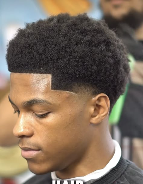 Low Afro Taper Fade Black Men, Low Cut Black Men, Black Male Haircut, Male Haircut Ideas, Low Taper Afro, Taper Black Men, Low Taper Fade Haircut Black, Tapered Haircut Black, Short Hair Fade