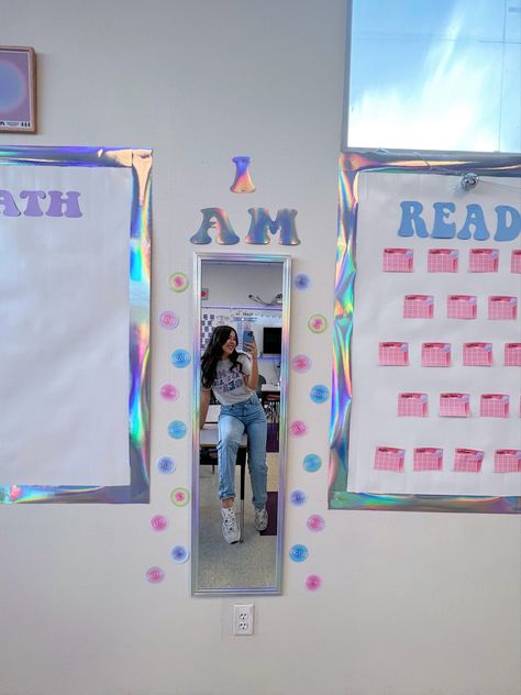 Classroom Affirmation Mirror Mirror On Classroom Door, Mirror In Classroom, Futuristic Classroom, Affirmation Mirror Diy, Kindergarten Affirmation Mirror, Affirmation Mirror Classroom, Classroom Mirror, Teacher Affirmation Mirror, Post It Affirmations Mirror