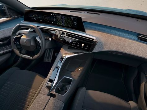 Cockpit Design, Lamborghini Interior, Bentley Flying Spur, Connected Car, Car Tattoos, Peugeot 3008, Compact Suv, Interior Car, Head Up Display