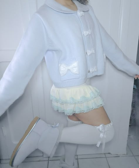 Blue And White Clothes Aesthetic, Blue Bliss Outfit, Blue Kawaii Outfit, Dollete Fashion, Kawaii Blue Aesthetic, Sanrio Aesthetic Outfits, Mini Bailey Bow Uggs, Blue Coquette Outfit, Soft Blue Outfit