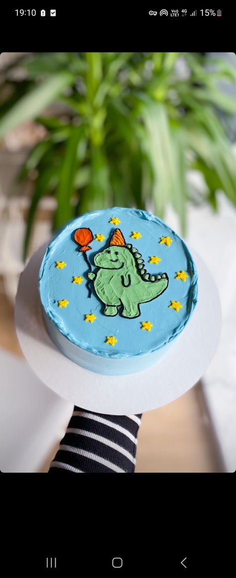 Dinosaur Bento Cake, Simple Cake Designs For Boys, Simple Dinosaur Cake, Breaking Bad Cake, Bad Cake, Cake Designs For Boy, Cute Birthday Pictures, Mini Tortillas, Simple Cake Designs