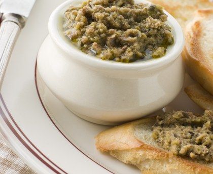 Tapenade Olive, Tapenade Recipe, Vegetable Dips, Nutrition Course, Olive Tapenade, Tapenade, Easy Cooking, Home Made, Food Print