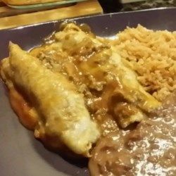 Mexican Gravy - Allrecipes.com Brown Enchilada Gravy, Mexican Gravy, Gravy Mushroom, Gravy For Biscuits, Meaty Chili, Recipes For Turkey, Burrito Sauce, Cooking Charts, Wet Burrito