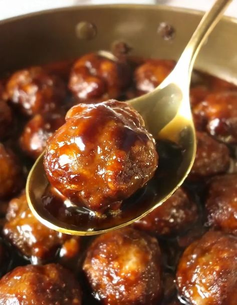 Honey Balsamic Meatballs Meatball Glaze Sauces, Honey Bbq Meatballs, Balsamic Meatballs, Stuffing Meatballs, Bbq Meatballs Crockpot, Texas Toast Garlic Bread, Bbq Meatball Recipe, Meatball Appetizer, Garlic Bread Pizza