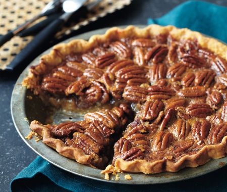 Pecan Pie Recipe Best Pecan Pie, Bourbon Pecan Pie, Biscuits Graham, Baking Secrets, Nut House, Waffle Cookies, Lunch Appetizers, Best Pie, Flaky Pie Crust