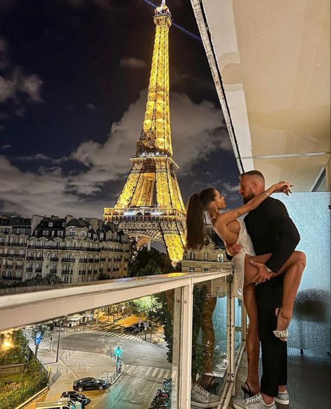 Millionaire Couple Luxury Lifestyle, Luxury Lifestyle Couple, Multi Top, Luxury Couple, Success Inspiration, Couples Vacation, Education Inspiration, Black Love Couples, Goals Pictures