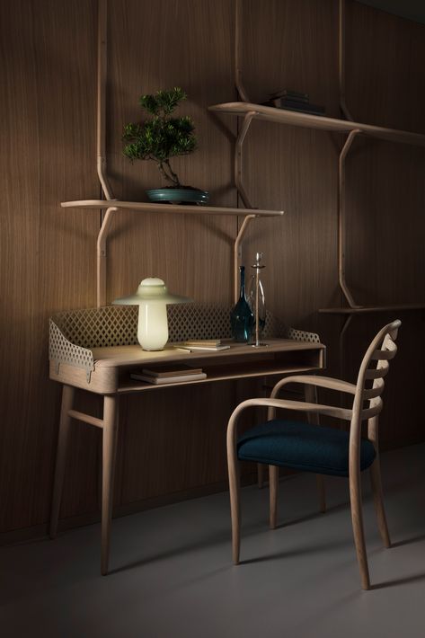 New design brand Revised is “clearly influenced by things from the past” says Casper Vissers Study Table Ideas, Solid Oak Desk, Study Table Designs, Study Room Design, Desk And Chair, Regal Design, Home Aesthetic, Interior Architect, Study Table