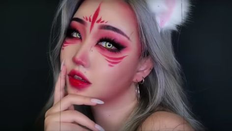 Kitsune Eyeliner, Kitsune Cosplay Makeup, Kitsune Halloween Costume, Kitsune Makeup Halloween, Kitsune Face Markings, Face Markings Makeup, Facial Markings Character Inspiration, Kitsune Markings, Anime Face Markings