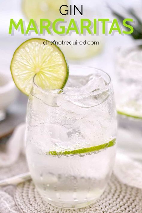 This is my take on the traditional margarita, the gin margarita! Instead of the usual tequila, I have made this margarita with gin. The familiar classic recipe of fresh lime juice and cointreau are still there too, plus it's topped of with tonic for a long cocktail. Perfect for summer drinking! #chefnotrequired #gin #gincocktails #margatini #ginmargarita Gin Margarita, Easy Gin Cocktails, Pomegranate Cocktails, Traditional Margarita, Aussie Food, Pineapple Cocktail, Gin Recipes, Christmas Recipes Easy, Slice Of Lime