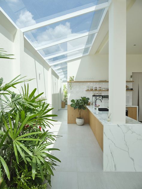 Gallery of Lam House / MM++ architects - 11 London Kitchen, House Extension Design, Rear Extension, House Extension, London House, Victorian Terrace, Glass Roof, Kitchen Extension, Kitchen Floor Tile