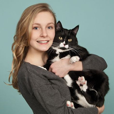 Hugging Pet Reference, Cat And Woman Photography, Person Holding Cat Pose, Pose Reference With Dog, Human And Cat Reference, Family Portrait With Cat, Holding Pet Pose, Holding Pet Reference, Pet Pose Reference