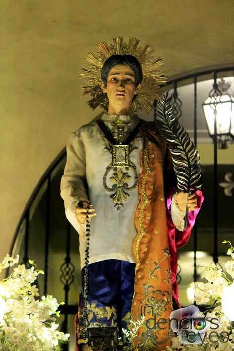 San Lorenzo Ruiz de Manila by iamdencio Saint Lorenzo Ruiz, St Lorenzo Ruiz, Saint Lorenzo, Art Media, Faith Christian, San Lorenzo, Extended Family, Catholic Art, Project Photo