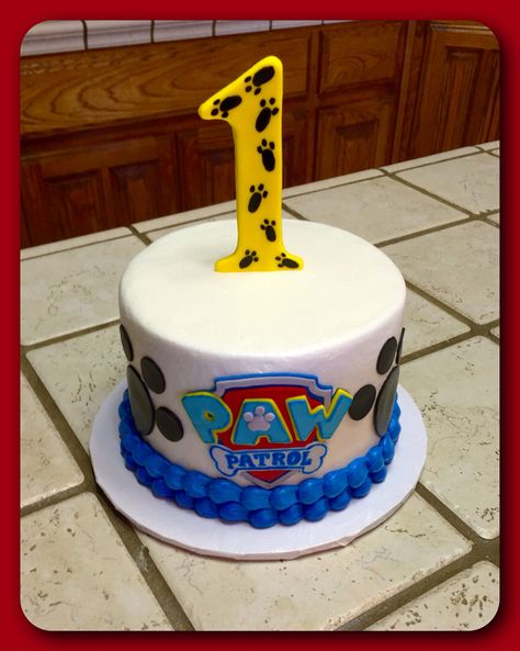 A Paw Patrol smash cake :) Patrol Paw Cake, Paw Patrol Smash Cake, Paw Patrol 1st Birthday, Paw Patrol 4th Birthday, Paw Patrol Birthday Ideas, Paw Cake, Paw Patrol Birthday Party Ideas, Paw Patrol Cakes, Dog Birthday Cake Recipe