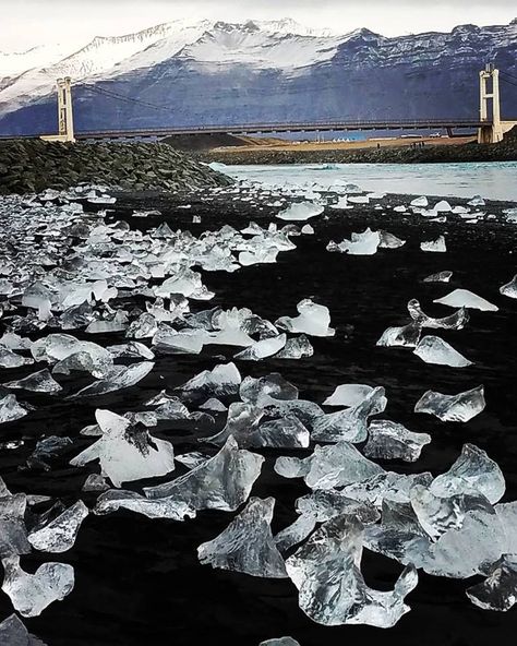 Hofn Iceland, Iceland Landscape, Diamond Beach, Break Off, Black Sand Beach, I Want To Travel, Black Sand, Amazing Adventures, London Travel