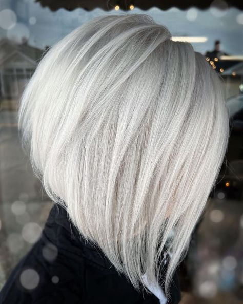 White Blonde Hair Color, White Blonde Bob, White Hair Highlights, Silver White Hair, Short White Hair, Silver Blonde Hair, Grey White Hair, White Hair Color, White Blonde Hair