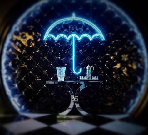 The Iceberg Lounge Iceberg Lounge, Lounge Aesthetic, Penguin Gotham, Fish Mooney, Gotham Cast, Victor Zsasz, Gotham Series, Villain Names, Gotham Villains