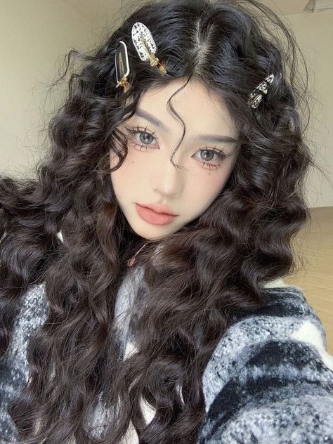 Curly Asian Hair, Hair Machine, Korean Hair, Image Swag, Cute Box Braids Hairstyles, Natural Human Hair, Back To School Hairstyles, Asian Hair, Curly Hair Tips