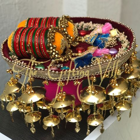 Contact to order: giftingvilla@gmail.com Bangles Plate Decoration, Bangles For Bangle Ceremony, Diy Mehendi Plates, Bangle Ceremony Bangles, Bangle Ceremony Decoration, Bangle Ceremony Tray, Chooda Cover, Choora Ceremony, Bridal Chooda