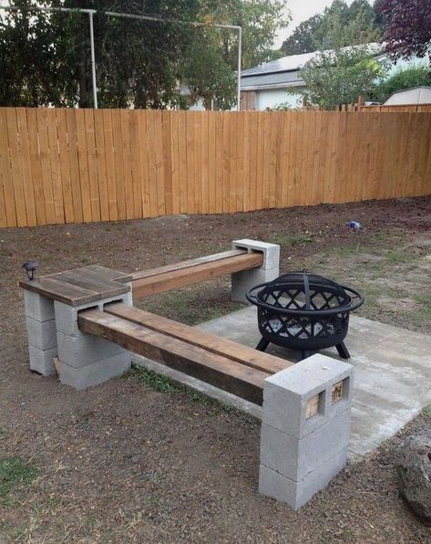 Garden Design Ideas On A Budget, Fire Pit Bench, Cinder Block Bench, Block Bench, Backyard Seating Area, Outdoor Fire Pit Designs, Concrete Patios, Cinder Blocks, Backyard Seating