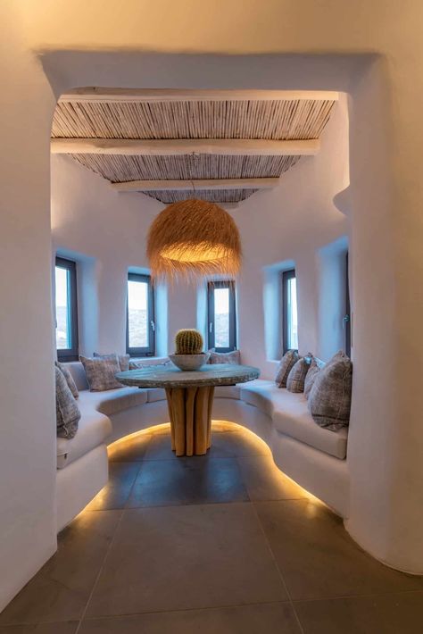 Villa Tamarisk Mykonos, Greece - Mykonos Architects Mikonos Interiors, Mykonos House Interiors, Mykonos Interior Design, Greek Restaurant Design, Mykonos Interior, Mykonos House, Greek Interior, Greece Aesthetics, Greek Cafe