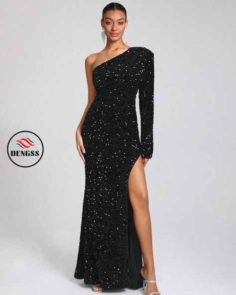 https://dengss.clothing/dengss-raul-orozco-one-shoulder-split-thigh-sequin-formal-dress/?feed_id=2764260&_unique_id=666dc11a0b4dd&utm_source=Instagram&utm_medium=28dengss&utm_campaign=FS%20Posteronline%20clothingColor: BlackStyle: PartyPattern Type: PlainDetails: Ruched, Rhinestone, Split ThighNeckline: Asymmetrical NeckSleeve Length: Long SleeveType: BodyconLined For Added Warmth: NoSleeve Type: Regular SleeveWaist Line: High WaistHem Shaped: SlitLength: MaxiFit Type: Slim FitFabric: Non-Str... One Shoulder Sequin Dress, Colorful Dresses Formal, Sequin Formal Dress, Drop Shoulder Tee, Flounce Sleeve, Formal Dress, Dresses Xs, Online Clothing, Flare Dress