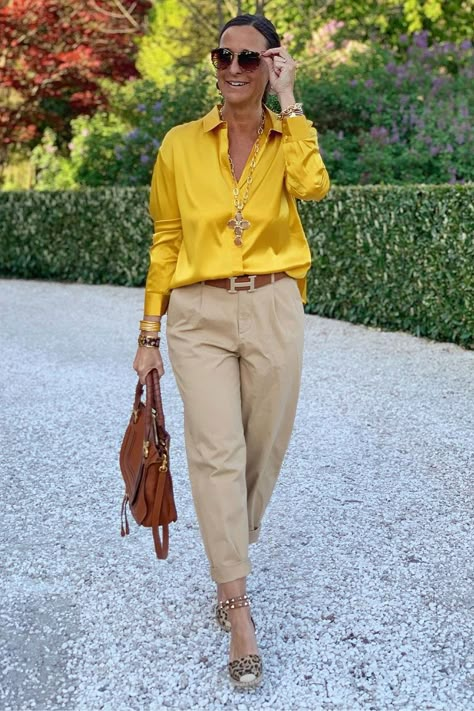 Statement Jewellery and Matchy-Matchy Fun - YLF Yellow Blouse Outfit, Fall Transition Outfits, Over 60 Fashion, Jeans Look, Over 50 Womens Fashion, Yellow Blouse, Casual Chic Outfit, Casual Work Outfits, Blouse Outfit