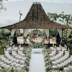 Layout of seating Wedding Intimate Reception, Wedding Decorations Indoor Indonesia, Intimate Wedding Venue Ideas, Intimate Wedding Decorations, Wedding Concept Outdoor, Wedding Concept Indoor, Konsep Pernikahan Outdoor, Wedding Venues Indoor Simple, Intimate Wedding Indonesia