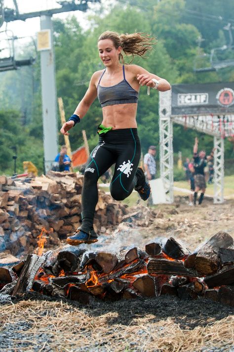 Training Secrets of a Spartan World Champion Spartan Run, Spartan Workout, Obstacle Course Training, Spartan Race Training, Obstacle Course Races, Race Outfit, Obstacle Race, Tough Mudder, Race Training