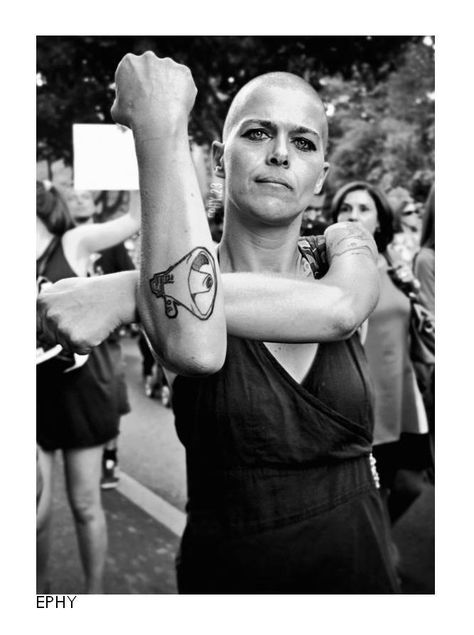 Powerful.  Portugal austerity strike. Wish I knew who the photographer was. Megaphone Tattoo, Solidarity Tattoo, Protest Tattoo, Riot Grrl, Anne Sexton, Rich And Poor, Hanging Upside Down, Celebrate Women, City People