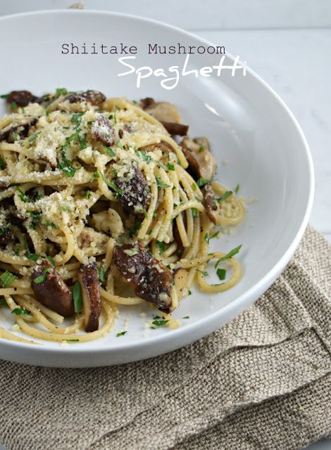 Authentic Suburban Gourmet: "Simply Sublime" Shiitake Mushroom Spaghetti Mushroom Spaghetti, Spaghetti Recipes Easy, Easy Spaghetti, Pasta Dinner Recipes, Shiitake Mushroom, Family Dinner Recipes, Spaghetti Recipes, Mushroom Recipes, Family Dinner