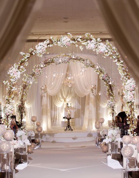 glamourous romantic blush pink wedding ceremony ideas Wedding Setup, White Wedding Decorations, Rustic Wedding Decorations, Wedding Ceremony Ideas, Stunning Wedding Venues, Wedding Aisle Decorations, Blush Pink Weddings, Aisle Decor, Mod Wedding