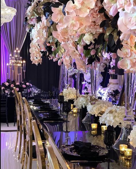 Black Pink Gold Wedding Theme, Black Bday Party, Wedding Entrance Ideas, Blush Pink And Black Wedding, 40th Birthday Celebration Ideas, 18th Bday Ideas, Debut Theme, Rose Gold Wedding Decor, All Black Attire