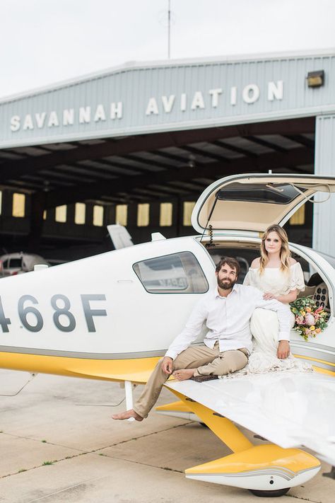 70’s vintage airplane hangar wedding inspiration Airplane Hangar Wedding, Aviation Wedding Theme, Airport Wedding, Hangar Wedding, Airplane Wedding, Safe The Date, Aviation Wedding, Airplane Hangar, Wedding Retro