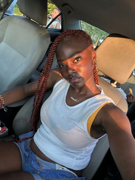 gingerr hair, darkskin girl Darkskin Girls Hair Dyed, Colors To Dye Your Hair Dark Skin, Darkskin Dyed Hair, Dark Skin Hair Dye, Dyed Hair Dark Skin, Brown Braids On Dark Skin, Ginger Hair On Dark Skin, Hair Dye For Dark Skin, Dark Skin Hair Color Ideas