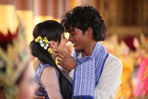 Anegan Movie Hd Images, Anegan Movie Images, Lovers Images, Movie Pic, Cute Couples Photography, Alone Photography, Feeling Pictures, Movie Images, Movie Posters Design