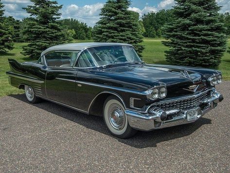 BEAUTIFUL 1958 Cadillac Deville Vintage Cars 1950s, Cadillac Coupe Deville, Cadillac Series 62, Coupe Deville, Vintage Ideas, Us Cars, Classic Cars Vintage, Classic Cars Trucks, American Classic