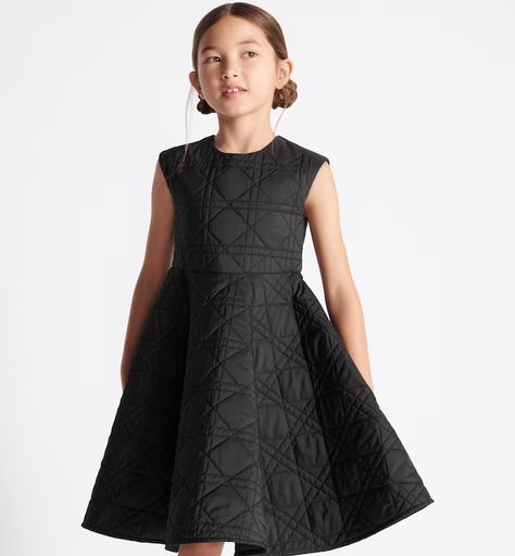 Baby Dior Dress, Dior Black Dress, Holiday Photos Outfits, Toddler Fits, Dior Kids, Baby Dior, Dior Dress, Dress 2016, Christian Dior Couture