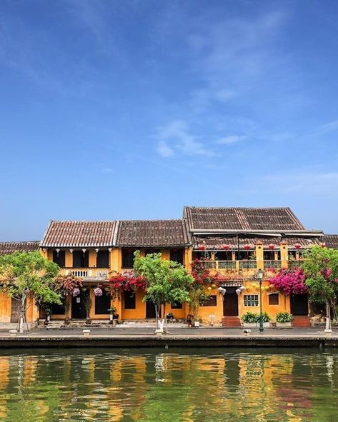 Vietnam Tourism Board on Instagram: “The UNESCO World Heritage Site of Hội An has long stolen the hearts of travellers with its charming Ancient Town and blissful beaches. Just…” Vietnam Photos, Vietnam Tourism, 3d Reference, Beautiful Vietnam, Tourism Services, Vietnam Airlines, Christmas Giveaway, Best City, Danang