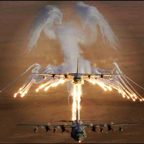 popping flares Firefighter Images, Ac 130 Gunship, C130 Hercules, Angel Flight, Ac 130, Grunge Pictures, C 130, Tactical Gear Loadout, Air Fighter