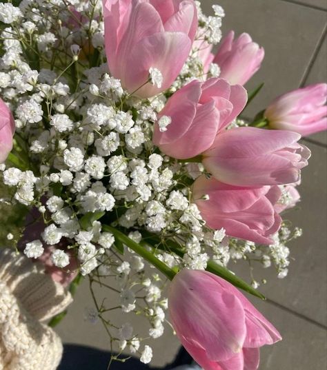 Pink Tulips Bouquet, Tulip Wedding, Boquette Flowers, Tulip Bouquet, Nothing But Flowers, Flower Therapy, Beautiful Bouquet Of Flowers, Pretty Plants, Pink Tulips