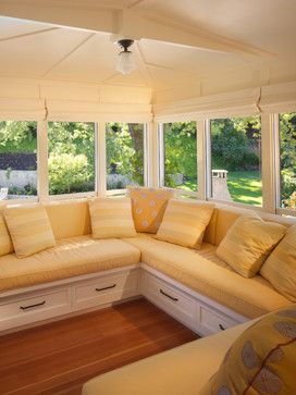 Sunroom Seating, Traditional Porch, Window Seat Design, 3 Season Room, 4 Season Room, Four Seasons Room, Built In Sofa, Three Season Room, Sunroom Decorating